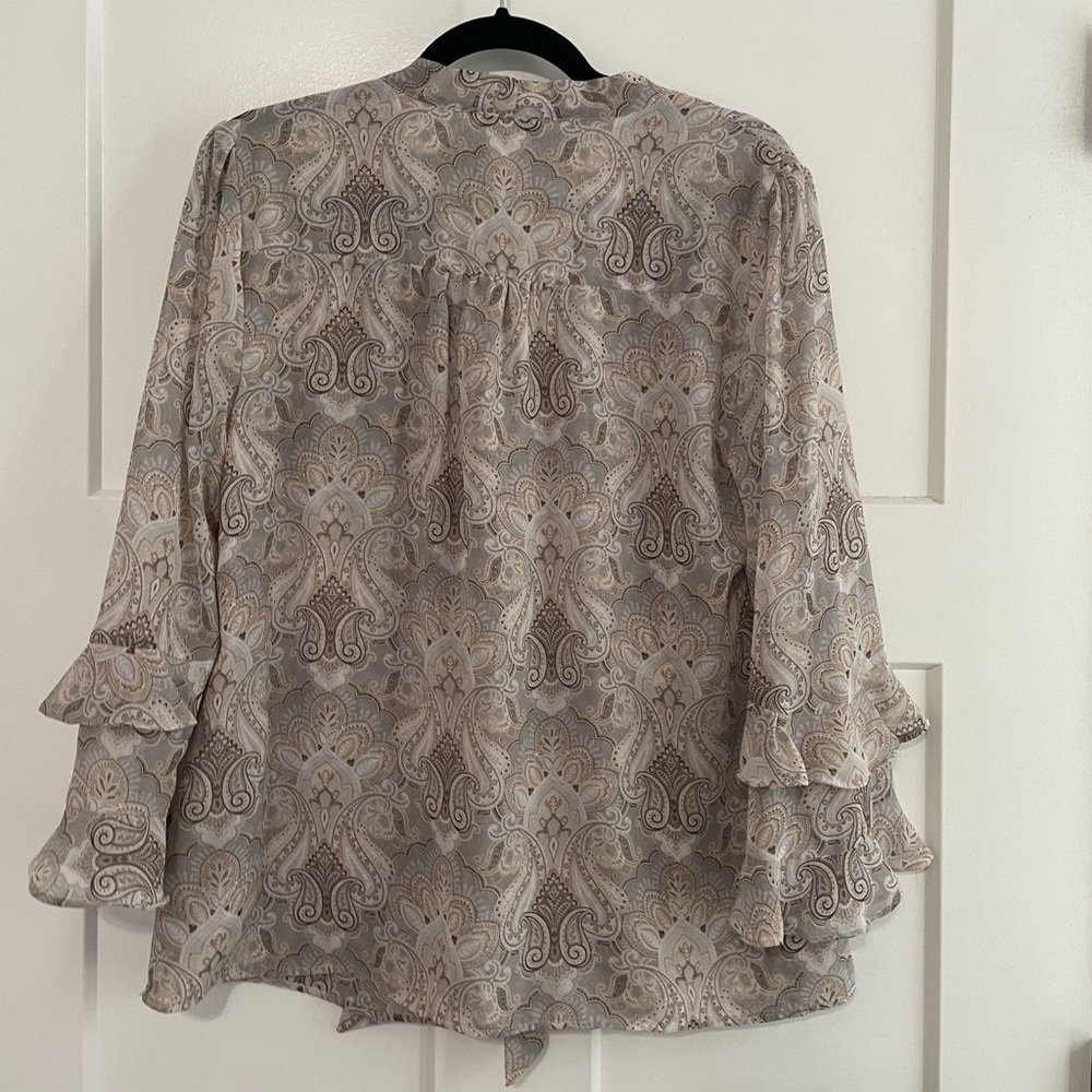 White House Black Market Beige Paisley Tie-Neck Blouse - Picture 6 of 9